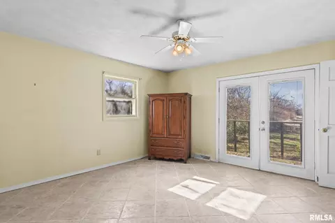 6637 N Walnut St, Springfield, IL 62707 photo 15
