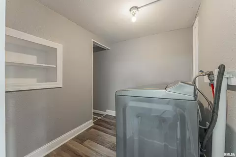 320 W Kickapoo St, Lincoln, IL 62656 photo 17