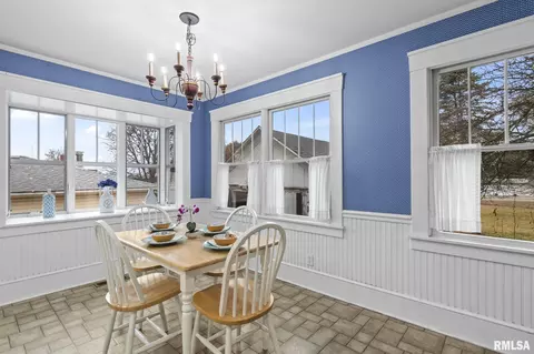 Dining - 207 E Cherokee St, Morrisonville, IL 62546 photo 3 of 3
