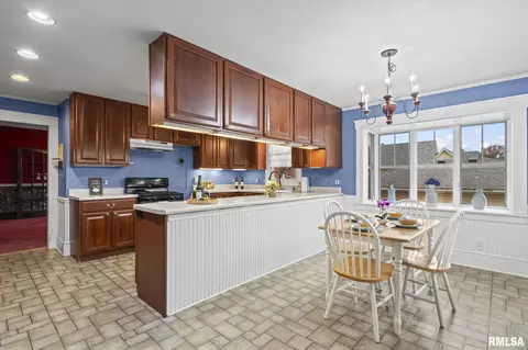 Kitchen - 207 E Cherokee St, Morrisonville, IL 62546 photo 4 of 4
