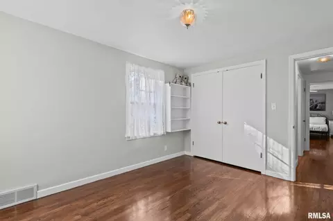 412 Outer Park Dr, Springfield, IL 62704 photo 18