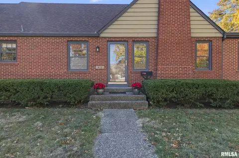 412 Outer Park Dr, Springfield, IL 62704 photo 4