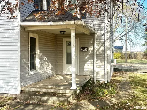 Exterior - 205 E Main St, Concord, IL 62631 photo 1 of 3