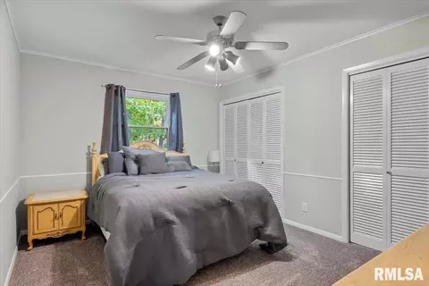 Bedroom - 929 Roanoke Dr, Springfield, IL 62702 photo 6 of 8