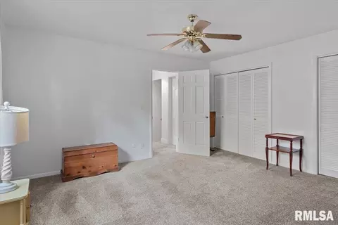 Bedroom - 929 Roanoke Dr, Springfield, IL 62702 photo 5 of 8