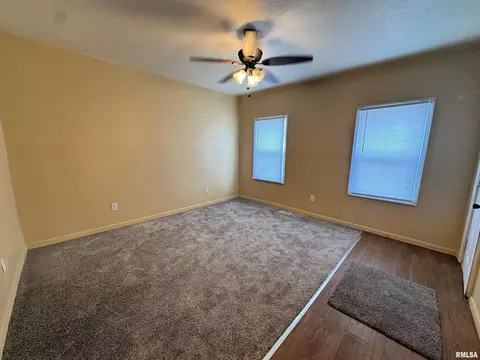 1622 E Miller St, Springfield, IL 62702 photo 2