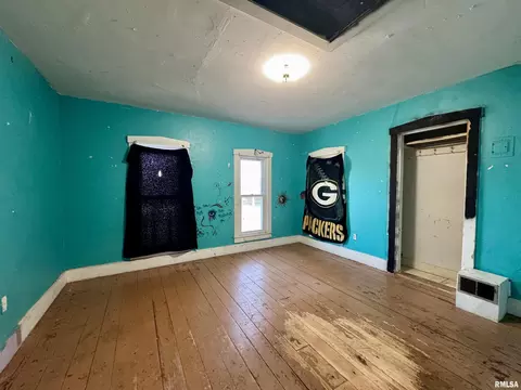 Bedroom - 309 N Main St, Payson, IL 62360 photo 4 of 4