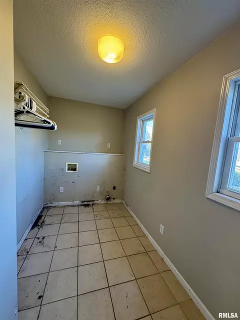 Other - 309 N Main St, Payson, IL 62360 photo 4 of 4