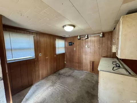 Other - 309 N Main St, Payson, IL 62360 photo 2 of 4