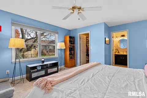 Bedroom - 2816 Haggard Dr, Springfield, IL 62711 photo 3 of 10