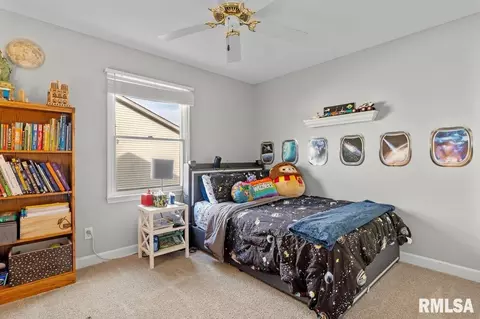 Bedroom - 2816 Haggard Dr, Springfield, IL 62711 photo 5 of 10