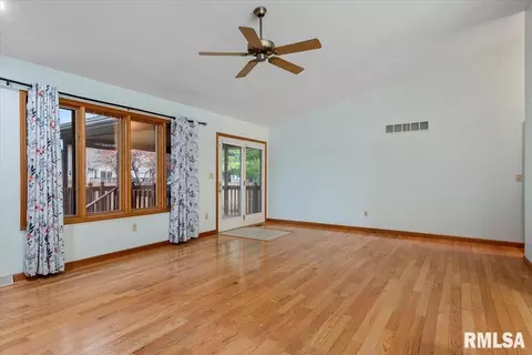 2409 Flaxen Mill Ct, Springfield, IL 62704 photo 11