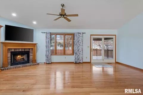 2409 Flaxen Mill Ct, Springfield, IL 62704 photo 10