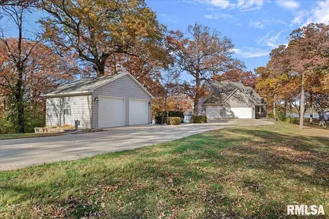 25 Oak Ln, Springfield, IL 62712 photo 2