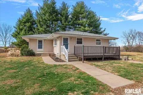 5442 Richland Rd, Pleasant Plains, IL 62677