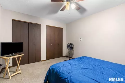 102 W Scarritt St, Springfield, IL 62704 photo 9
