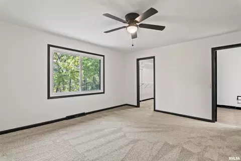 Bedroom - 2 Beacon Ridge Dr, Springfield, IL 62711 photo 2 of 10