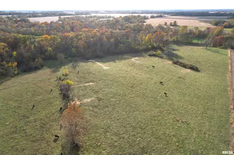 1380 E Rd, Kane, IL 62054 photo 4