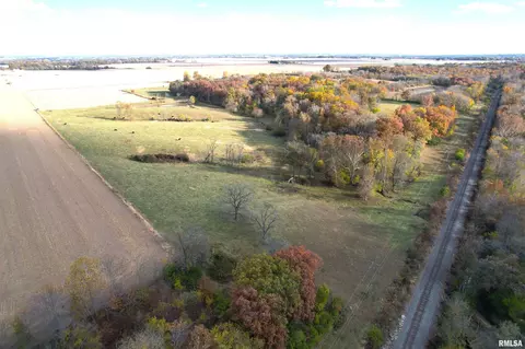 1380 E Rd, Kane, IL 62054 photo 9