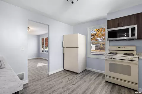 Kitchen - 1820 N 19th St, Springfield, IL 62702 photo 1 of 1