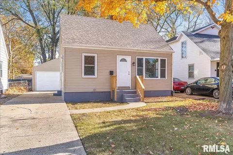 1820 N 19th St, Springfield, IL 62702