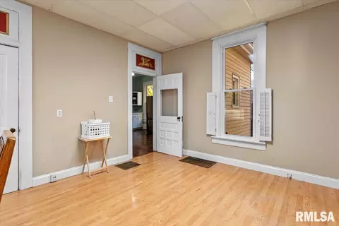 342 S Douglas Ave, Springfield, IL 62704 photo 18