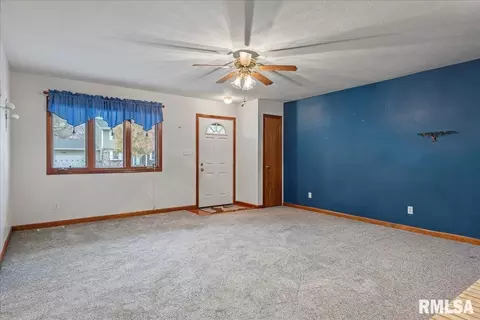 2829 Wellington Dr, Springfield, IL 62703 photo 5