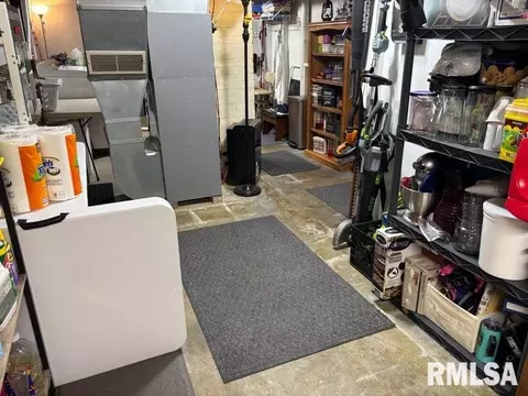 Other - 2425 S State St, Springfield, IL 62704 photo 12 of 17