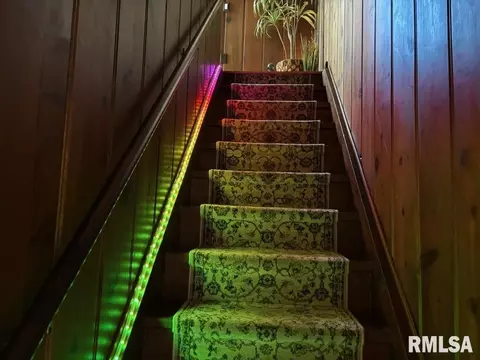 Entry Way - 2425 S State St, Springfield, IL 62704 photo 1 of 1
