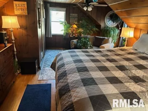 Bedroom - 2425 S State St, Springfield, IL 62704 photo 4 of 5