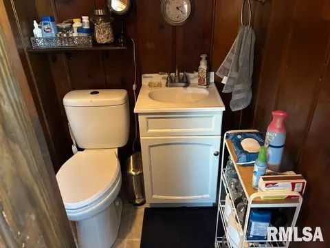 Bath - 2425 S State St, Springfield, IL 62704 photo 2 of 2
