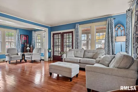 909 S Walnut St, Springfield, IL 62704 photo 7