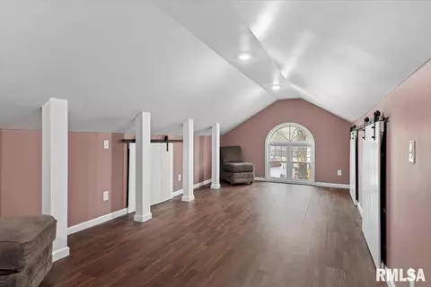 909 S Walnut St, Springfield, IL 62704 photo 33