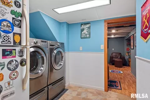 909 S Walnut St, Springfield, IL 62704 photo 38