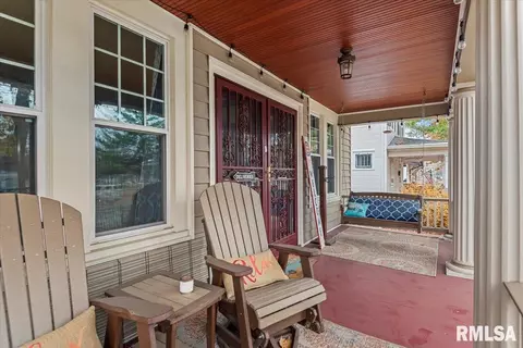 909 S Walnut St, Springfield, IL 62704 photo 5