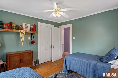 909 S Walnut St, Springfield, IL 62704 photo 29