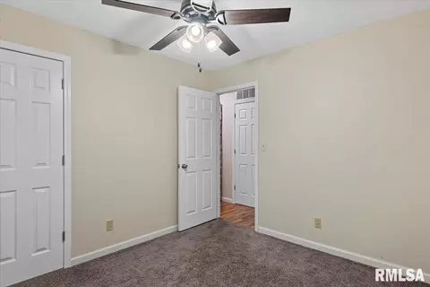 2125 Dunwich Dr, Springfield, IL 62702 photo 15