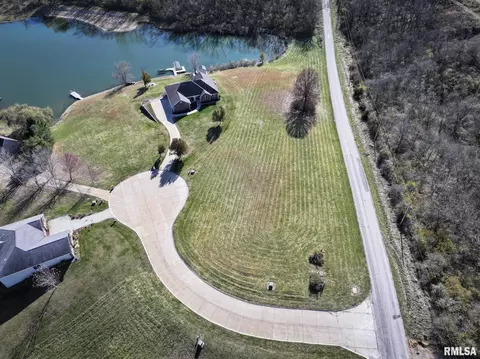 3109 Buena Vista Ct, Sherrard, IL 61281