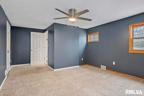 Bedroom - 2914 S Park Ave, Springfield, IL 62704 photo 1 of 12