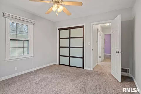 Bedroom - 2914 S Park Ave, Springfield, IL 62704 photo 8 of 12