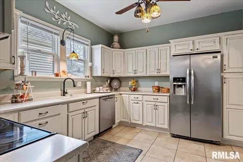 1408 N 3rd St, Springfield, IL 62702 photo 16