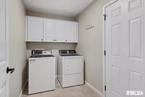 Other - 4817 Greenbriar Dr, Springfield, IL 62711 photo 3 of 9
