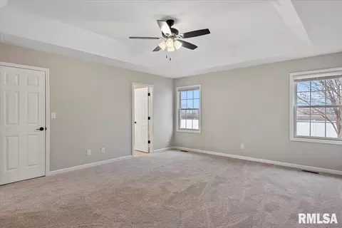 Bedroom - 4817 Greenbriar Dr, Springfield, IL 62711 photo 2 of 9