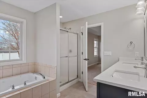 Other - 4817 Greenbriar Dr, Springfield, IL 62711 photo 4 of 9