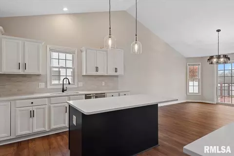 Other - 4817 Greenbriar Dr, Springfield, IL 62711 photo 1 of 9