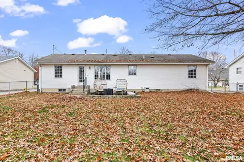 Exterior - 3223 West St, Springfield, IL 62707 photo 8 of 8