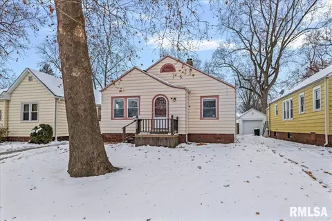 2357 S 8th St, Springfield, IL 62703