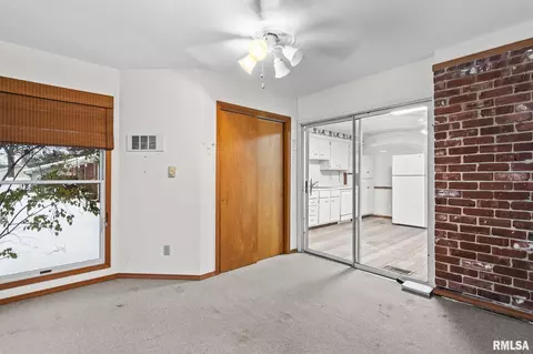 Other - 2108 Austin Dr, Springfield, IL 62704 photo 4 of 9