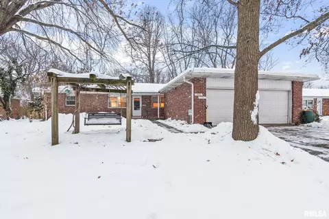 Other - 2108 Austin Dr, Springfield, IL 62704 photo 1 of 9
