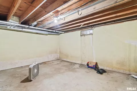 Other - 2108 Austin Dr, Springfield, IL 62704 photo 8 of 9